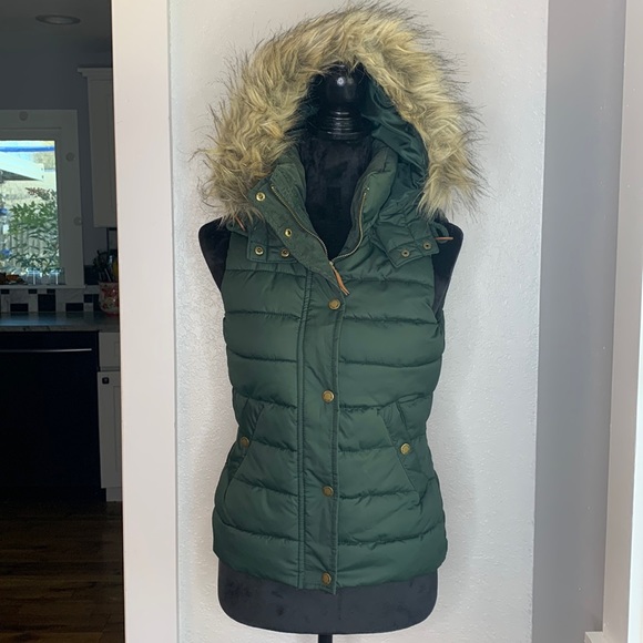 H&M Jackets & Blazers - L.O.G.G. forest green puffer vest coat with removable hood faux fur trim